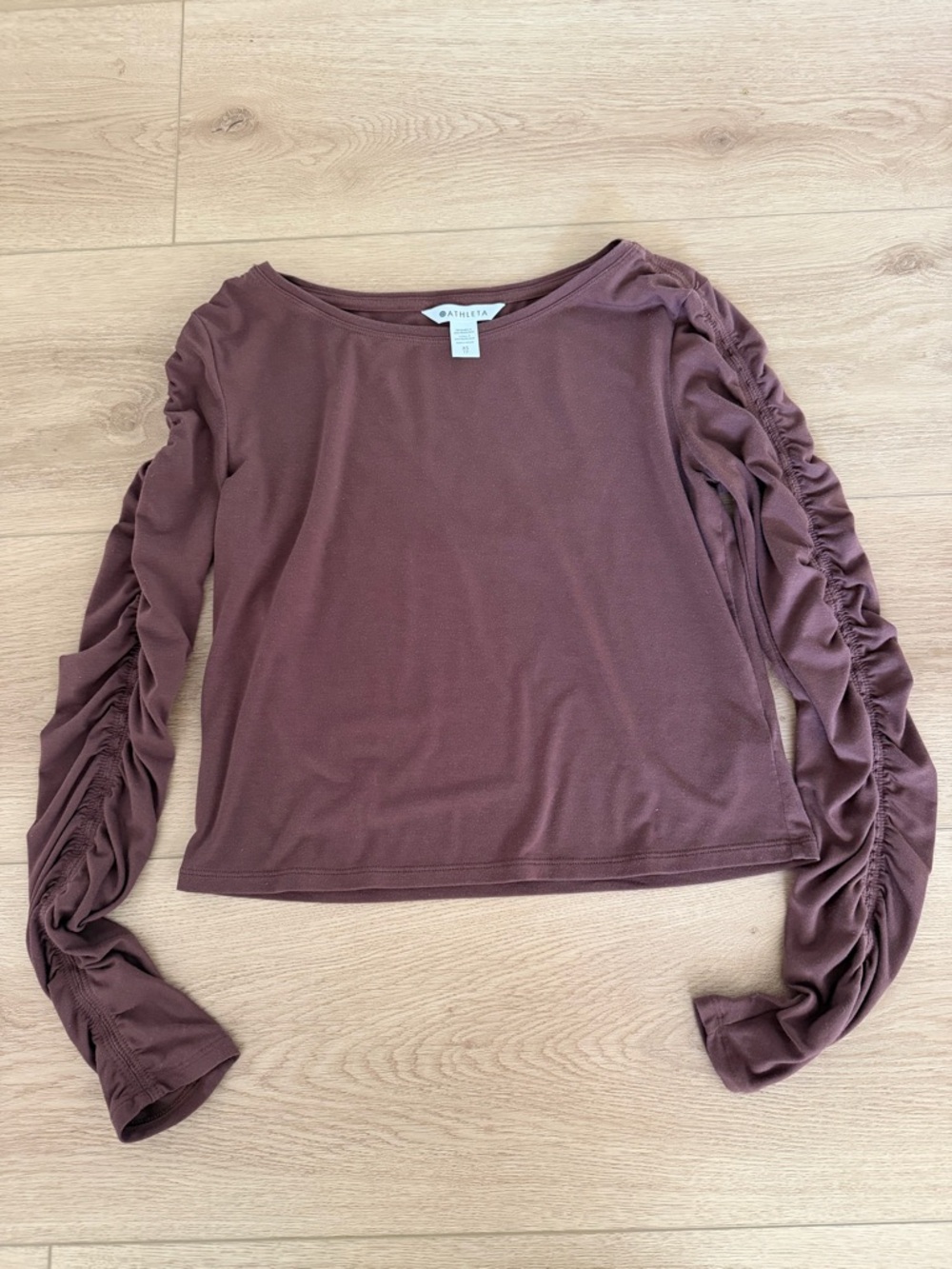 Athleta Brown Long-Sleeve Ruched-Sleeve Top